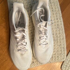 Adidas mens running shoes